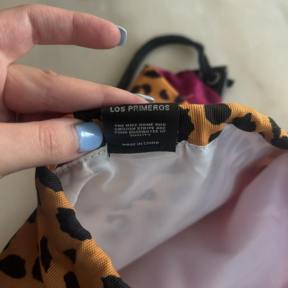 Nike Drawstring Backpackk - Picture 6 of 6